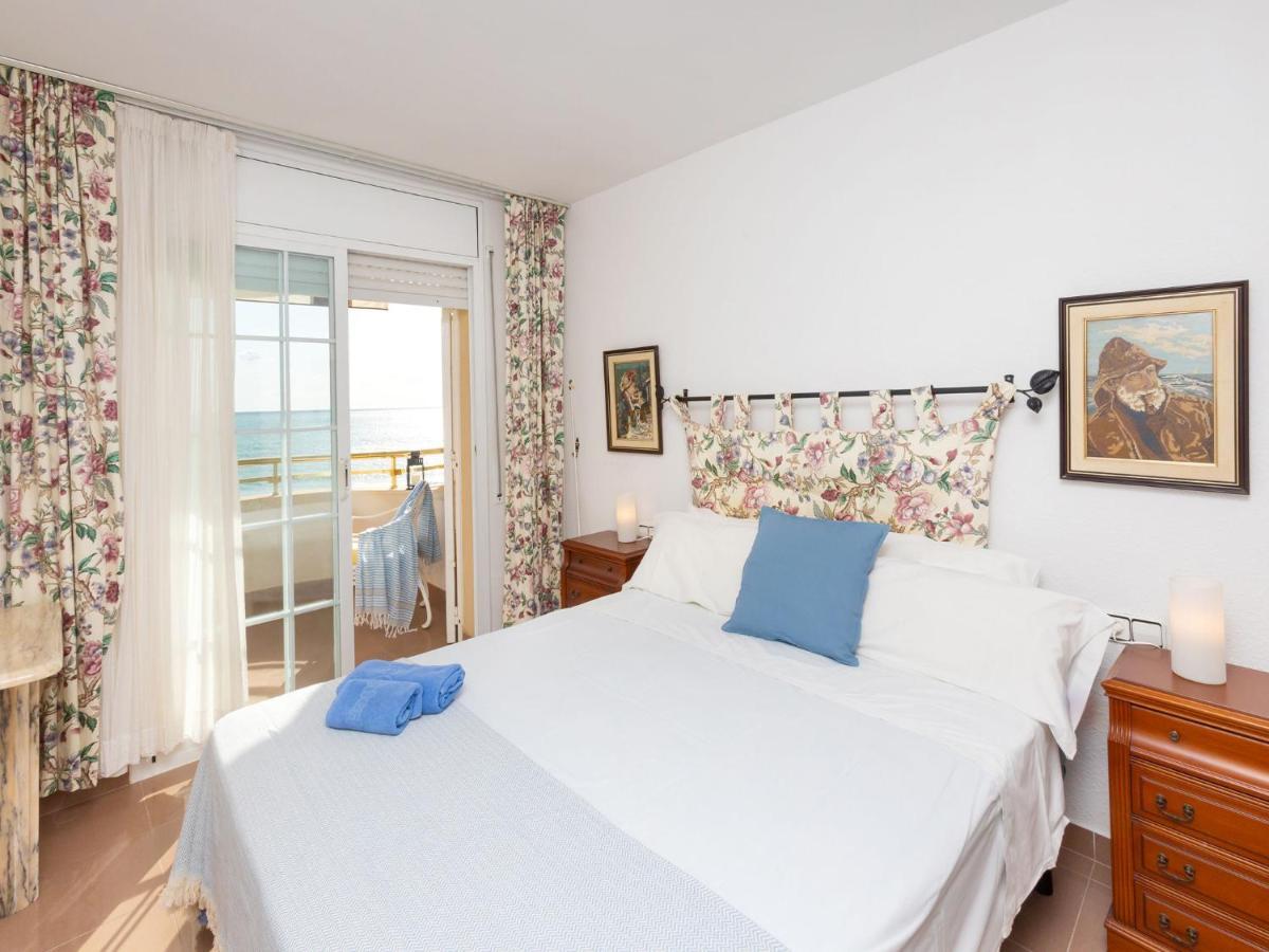 Apartment Front Beach By Interhome Calafell Ngoại thất bức ảnh